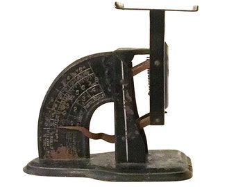 Vintage Reliance Stenciled Postal Scale