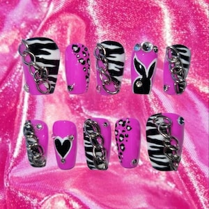 Hot Pink Playboy Animal Print Y2k Gyaru  Nail Art Press On Gel Nails
