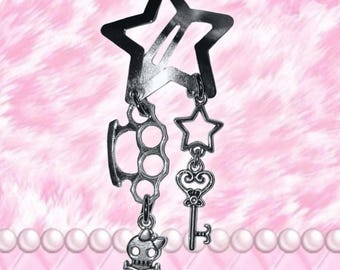 Gothic Skull Knuckle Grunge Y2k Mcbling Star Hairclip