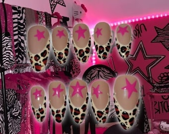 Gyaru Y2k Hot Pink Star Leopard Print Handpainted Grunge Press On Nails