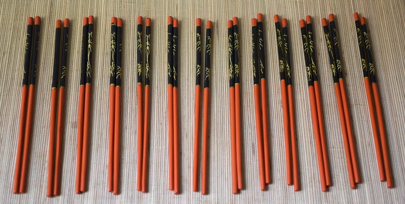 Vintage Chopsticks Chinese Lacquer Red Black Chinoiserie image 3