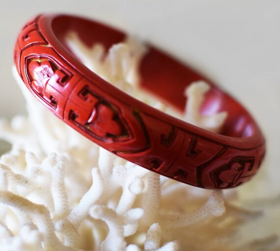 Vintage Bracelet Chinese Hand Carved Cinnabar Red… - image 3