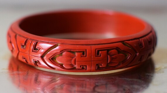 Vintage Bracelet Chinese Hand Carved Cinnabar Red… - image 6