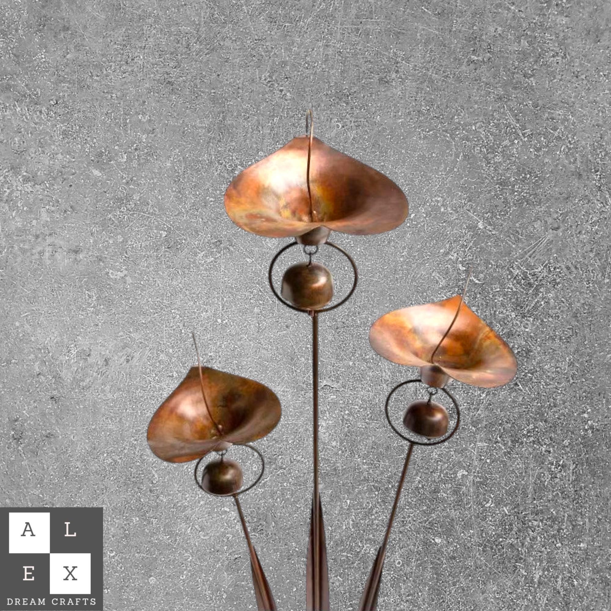 Metal Calla Lily Garden Stake with Bell, Bronze Outdoor Flower Yard Art, Rustic Iron Floral Decor Lawn, Patio, Pathway, Unique Garden Gift