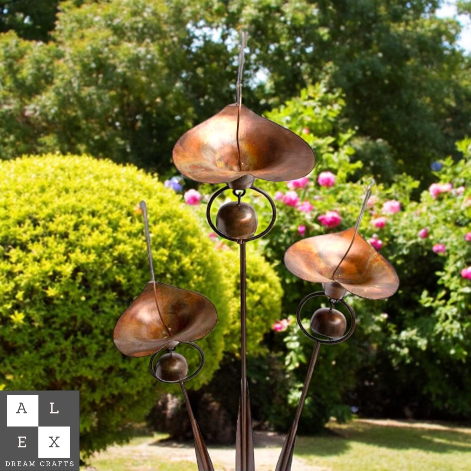 Metal Calla Lily Garden Stake with Bell, Bronze Outdoor Flower Yard Art, Rustic Iron Floral Decor Lawn, Patio, Pathway, Unique Garden Gift