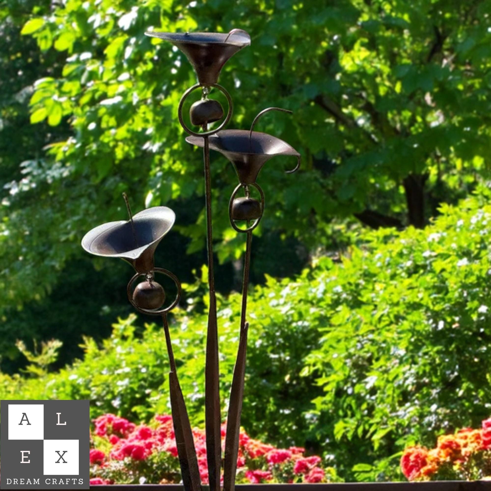 Metal Calla Lily Garden Stake with Bell, Bronze Outdoor Flower Yard Art, Rustic Iron Floral Decor Lawn, Patio, Pathway, Unique Garden Gift