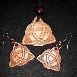 Holzschmuck Set, einzigartig, religiös, geheimnisvoll