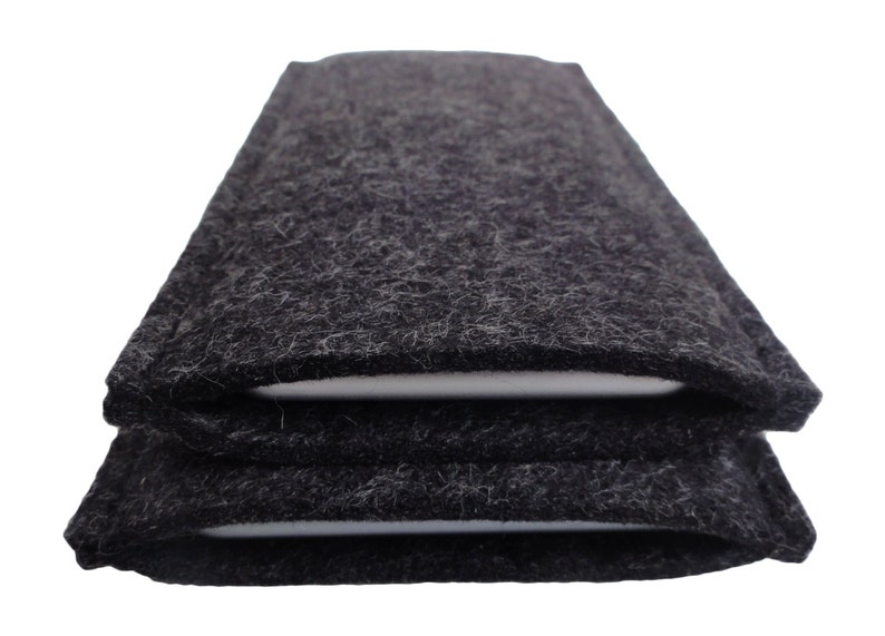 iPhone Pro 14 case cover sizes Pro 14 Max iPhone 14 / 14 Plus 13/12 mini iPhone SE 100% natural wool felt undyed grey charcoal image 3