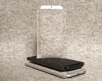 Handmade Wool Felt iPhone Case: Undyed Grey or Charcoal