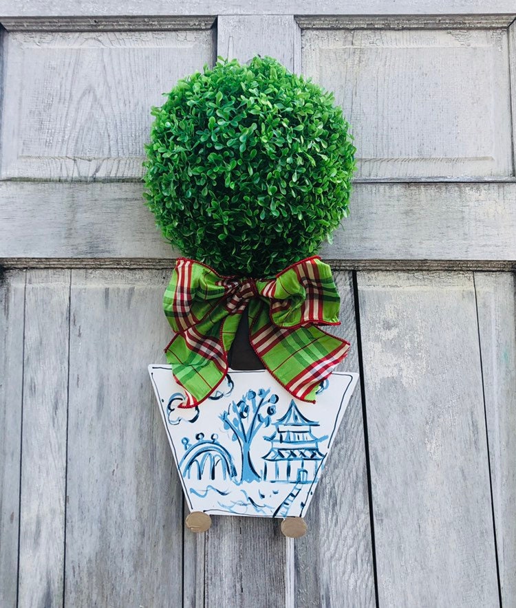Boxwood Topiary door hanger Door hanger with chinosorie pot Etsy