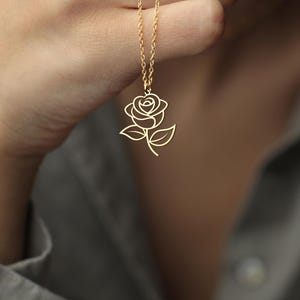 Rose Necklace, Dainty Flower Pendant, Good Gift for Girlfriend, Gold or Silver Rose Charm Necklace, Delicate Flower Necklace
