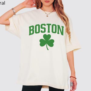 Boston Oversized Boxy Shirt Southie Boston Shamrock Irish Hoodie Faded Vintage Aesthetic Boston Crewneck Sweatshirt Varsity Style Boston Tee