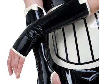 Missy Latex Mitts