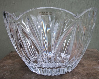 LIBRETTO Crystal Bowl Made in Poland Large Heavy 24% Lead Crystal Elegant Unique Gifts for The Home An Anniversary Gift Idea for You Her Him