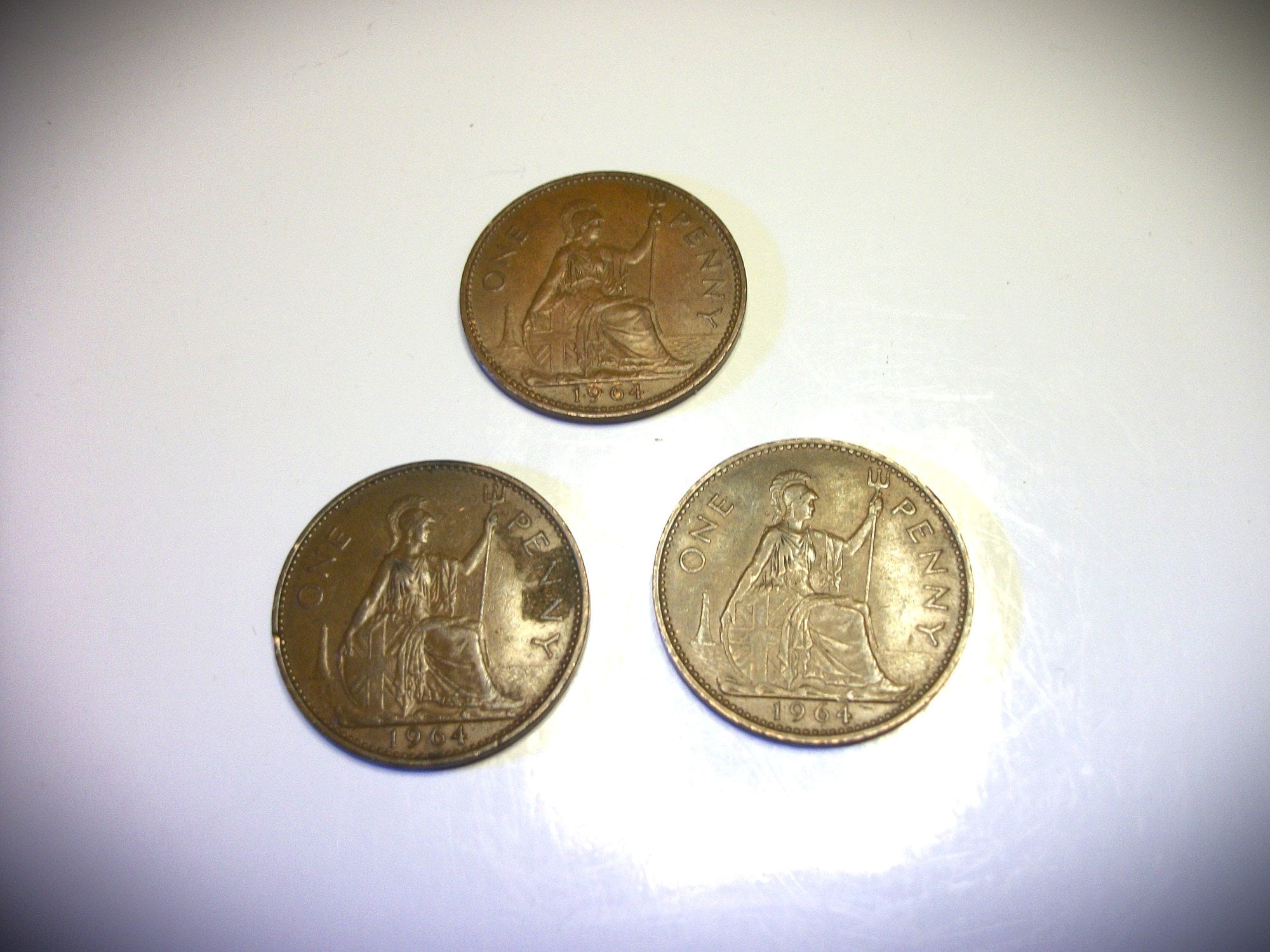 3 Coins 1964 Elizabeth Ll Dei Gratia Regina ONE PENNY Collectibles in