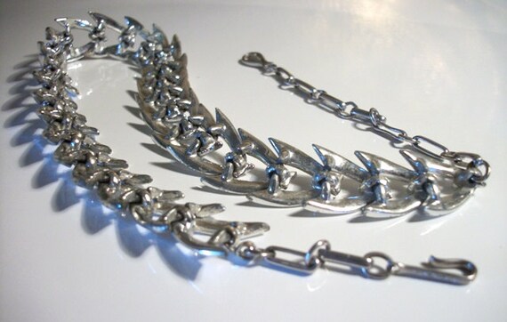 CORO Silver Link Collar Style Necklace Gift Ideas… - image 3