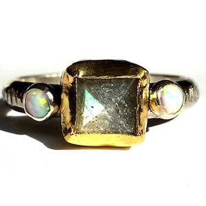 24k Solid Gold and Silver Labradorite Opal Ring-Stackable Ring-Rustic Labradorite Ring-Rose Cut Ring-Engagement Ring-24k Yellow Gold Ring.