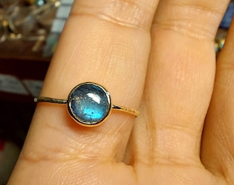 Natural Round Labradorite, 14k Solid Gold Stacking Ring- Thin Gold Ring- Engagement Ring- Birthstone Ring-Solitaire Ring-Statement Ring-Blue