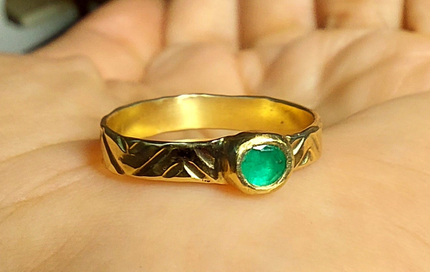 22k Solid Yellow Gold Round Stone Band/thin 22k Gold Ring Stopper