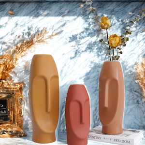 Abstraktes Gesicht Keramik Vase: Moderne minimalistische Wohnkultur