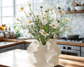 White Ceramic Shell Vase: Modern Coastal Home Decor (17cm)