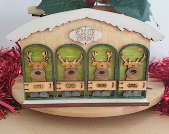 Reindeer Parking stable Winter Decor Village Miniature Holiday Table Centrepiece Decoration