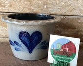 Vintage Rowe Pottery Handmade Gray Salt Glazed Crock with Blue Heart Design