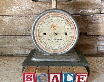 Vintage Metal Scale White Chippy Shabby Chic