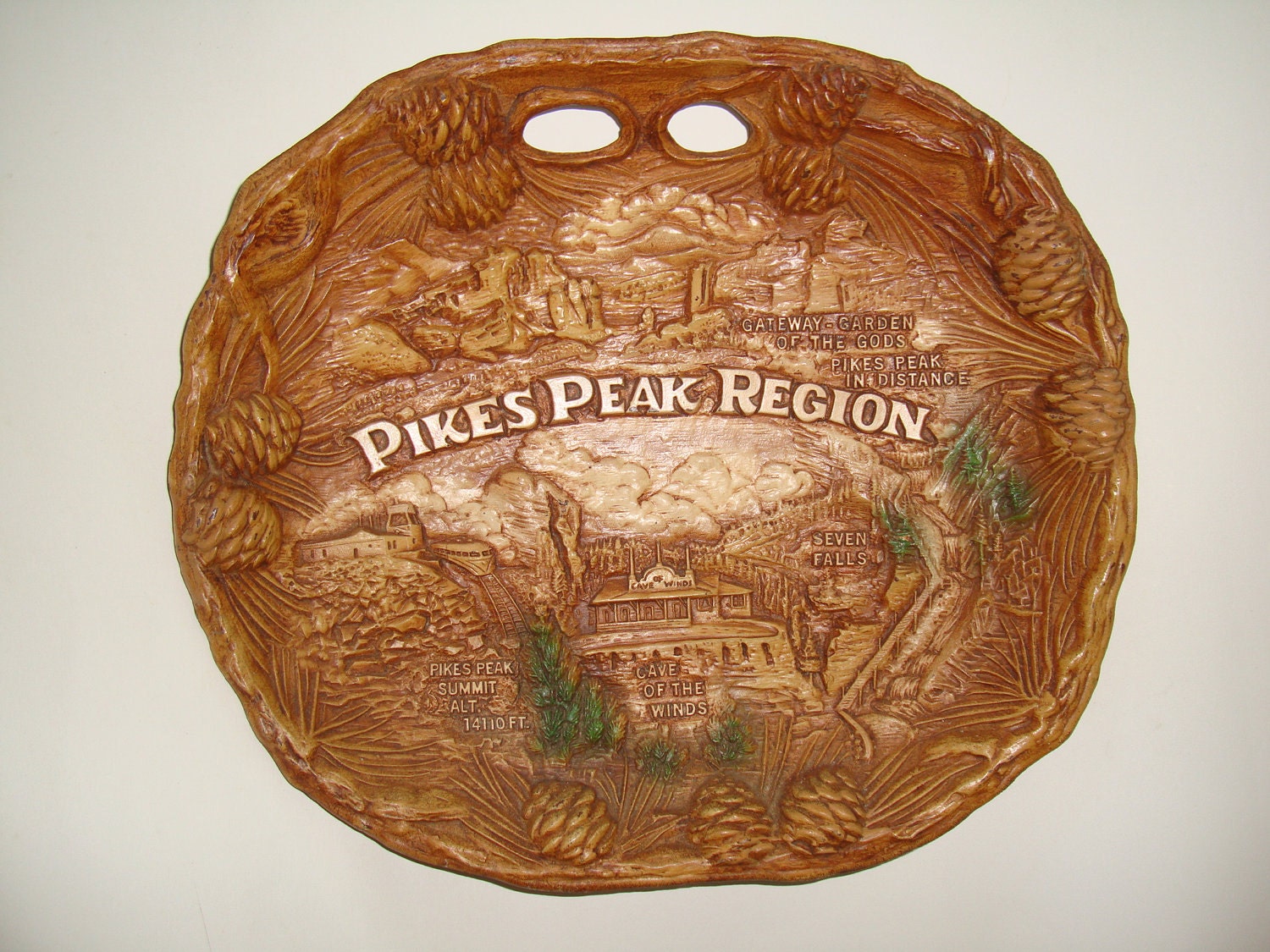 Vintage Pikes Peak Region Syroco Wood Bowl Souviner