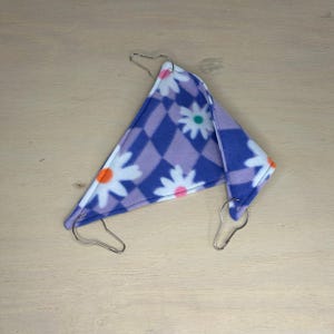 XSmall checkered daisy hammock for small pets. Cage clips included!