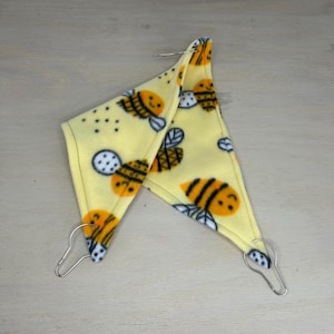 Medium bee hammock for small pets. Cage clips included!