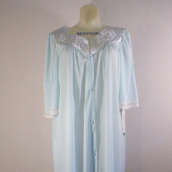 VTG  Lorraine Robe Soft blue nylon white satin yoke NWT szS