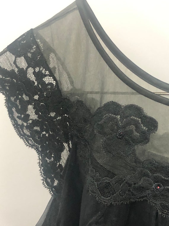 Black lacey sheer vintage lingerie in excellent c… - image 3