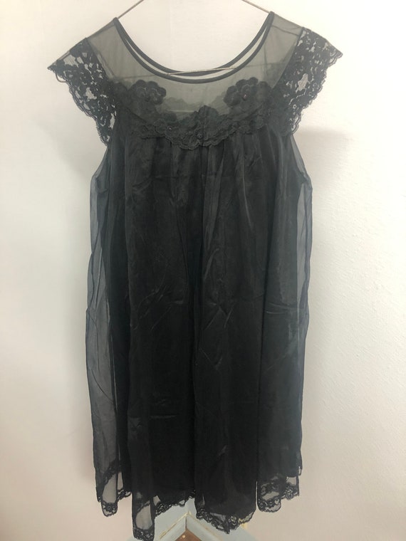 Black lacey sheer vintage lingerie in excellent c… - image 1
