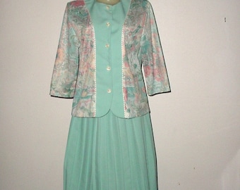 VTG Skirt Suit by Nancy II..Light Aqua with soft floral accents sz8P
