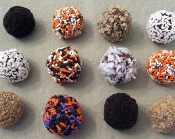 Halloween Candy, Bailey's Irish Cream Truffles, Bailey's Irish Cream, Truffles, Chocolate, Candy, Fudge, Food Gifts, Halloween Treats