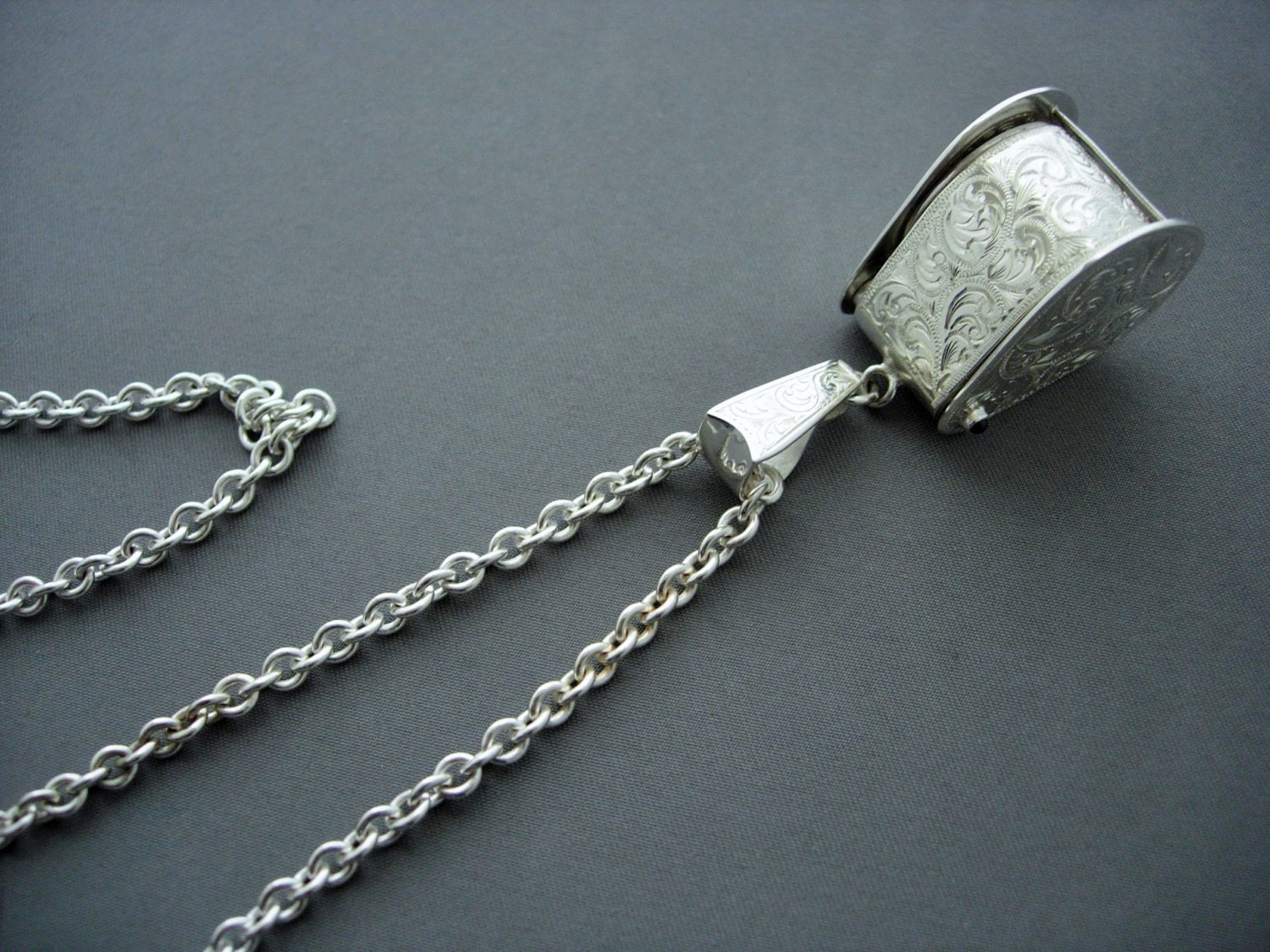 Magnifying Glass Necklace, Silver – Upcycled Works