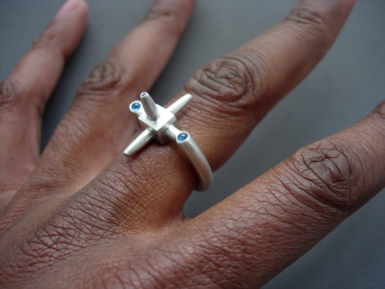 Spike ring image 5