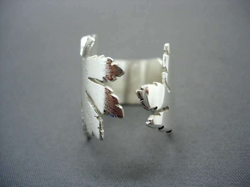 silver leaf ring image 2