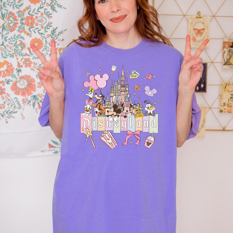 Comfort Colors® Disneyland The Original Shirt, Mickey and Friends Shirt, Mickey Disney Shirt, Disneyland Shirt, Disney Family Tee bild 8