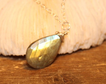 Labradorite Necklace, Wire Wrap Pendant, Gemstone Necklace, Sterling Silver, Labradorite Jewelry,