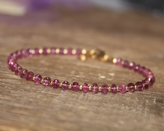 Roze toermalijn armband, gearceerde Ombre roze toermalijn sieraden, oktober Birthstone, edelsteen sieraden, gouden of zilveren kralen