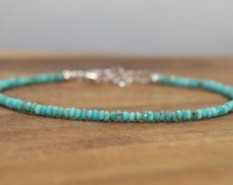 Bracelet délicat turquoise de la Belle au bois dormant, Perles, superposition, Bijoux turquoise de la Belle au bois dormant, Pierre de naissance de décembre, Bijoux en pierres précieuses