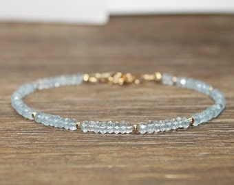 Pulsera de aguamarina, joyería de aguamarina, algo azul, piedra de nacimiento de marzo, plata de ley, cuentas rellenas de oro o de oro rosa.