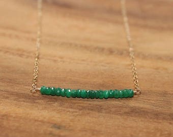Smaragd Halskette, Bar Halskette, Smaragd Schmuck, Mai Birthstone. Edelstein Halskette, Damen Geschenk