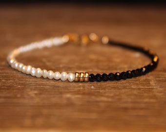 Bracelet de perles d'eau douce, perles de spinelle noires, bijoux en perles, pierre de naissance de juin, superposition, minimaliste,