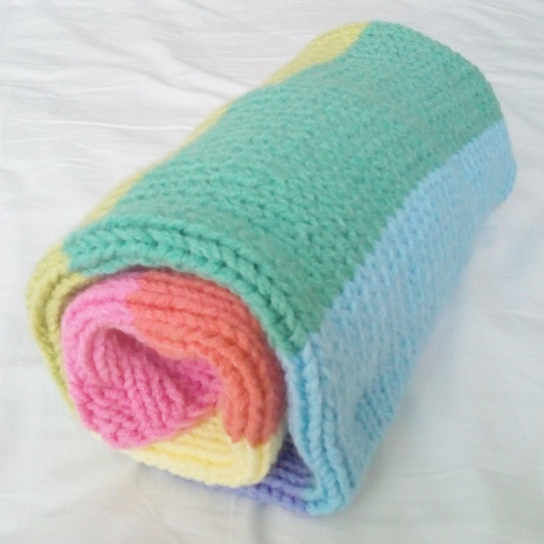 BABY BLANKET PATTERN: Easy knit rainbow baby blanket knitting pattern for finished size 30 x 30 image 3