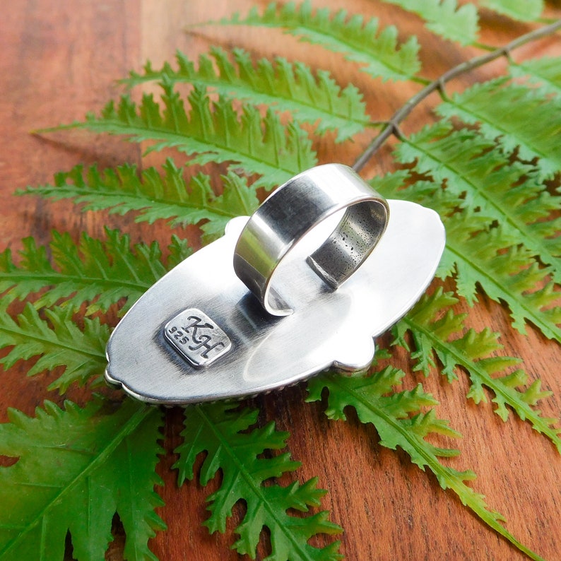 Large labradorite statement ring Bohemian style Artisan metalwork sterling silver size 8