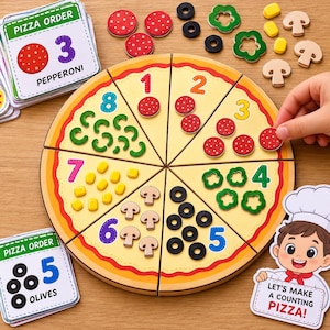 Pode incluir: Um jogo de contagem de madeira em forma de pizza com oito fatias numeradas, coberturas coloridas como pepperoni, azeitonas, pimentão verde, cogumelos e milho, cartões de instruções e um chef com a placa Let's Make a Counting Pizza.