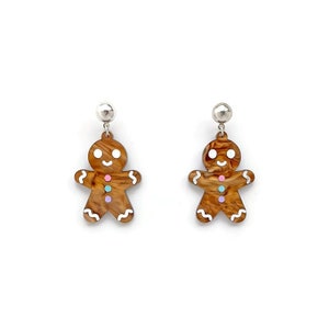 Gingerbread Man Dangle Earrings, Retro Christmas Cookie Earrings, Fun Vintage Inspired Holiday Theme Jewelry, Cute Quirky Christmas Jewelry